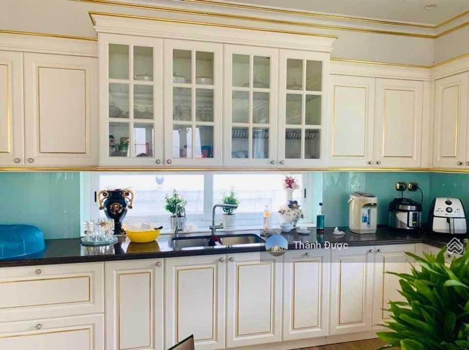 Chính chủ bán căn đơn lập Hoa Sữa 5 tại Vinhomes Riverside 310m² - Hợp đồng thuê 89 triệu/tháng