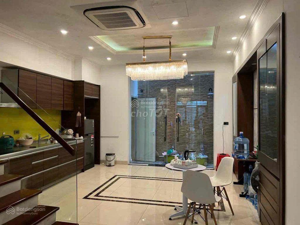 Cho Thuê Nhà Liền Kề 82.5m² tại KĐT An Hưng, Hà Đông - Full Đồ, Giá 23 triệu/tháng