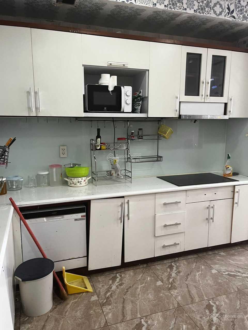 Chính chủ cho thuê chung cư The Morning Star, Bình Thạnh 83.3m² giá 12 triệu - Nhà mới, tiện nghi đầy đủ!