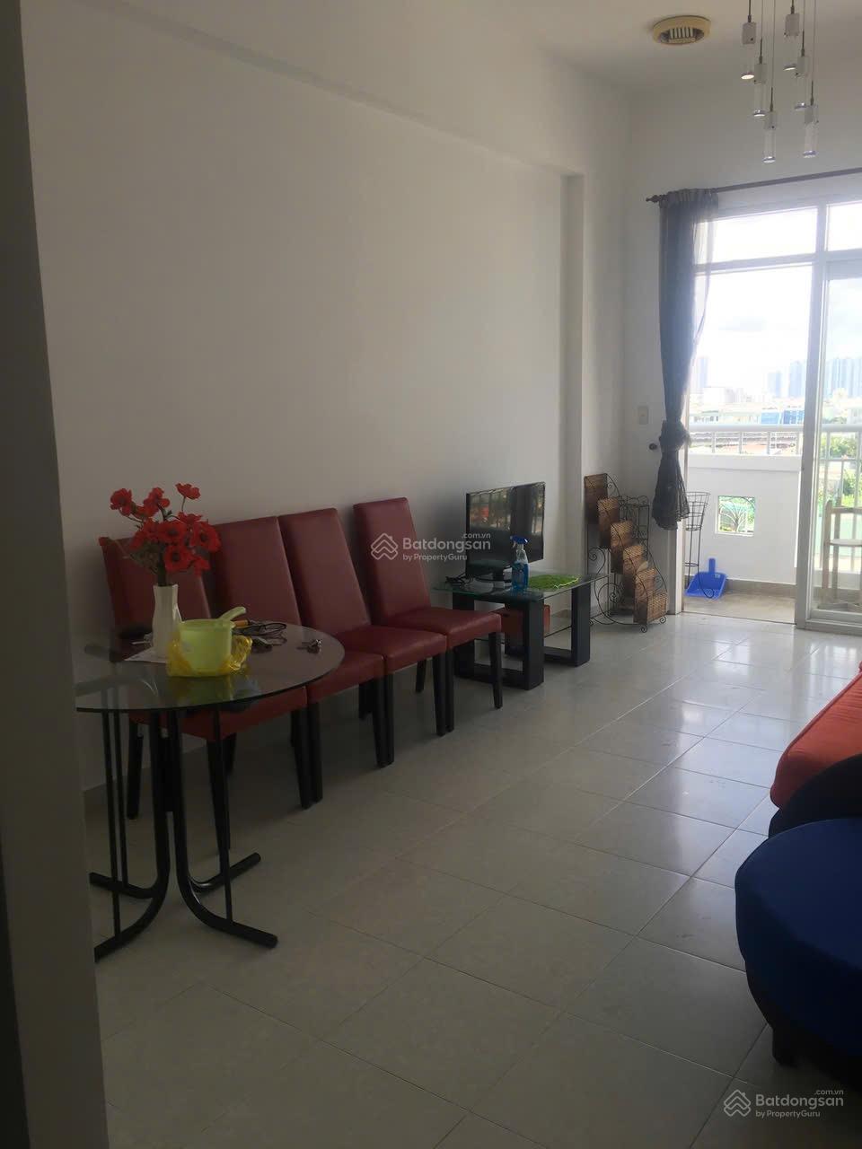 Căn hộ Hoàng Kim Quận 7 70m² giá 8.5 triệu - View đẹp, thoáng mát!