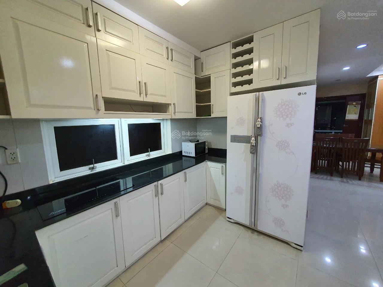 Căn hộ Satra Eximland Phú Nhuận 88m² giá 5.9 tỷ - Cơ hội sở hữu tuyệt vời!