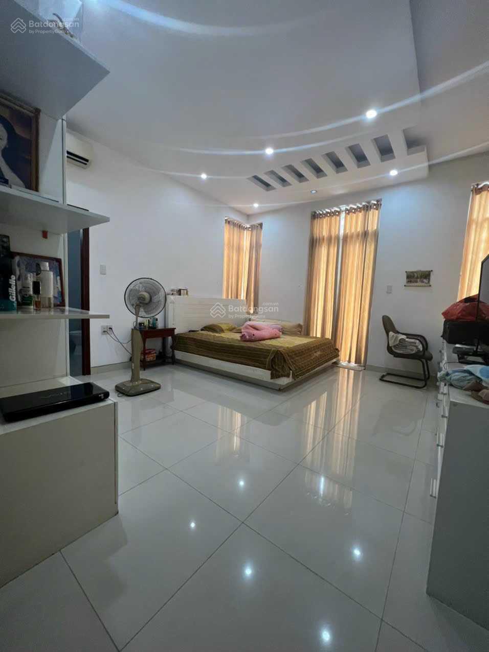 Biệt thự Conic Phong Phú 282m² giá 25,1 tỷ - An ninh 24/7, tiện ích đầy đủ!