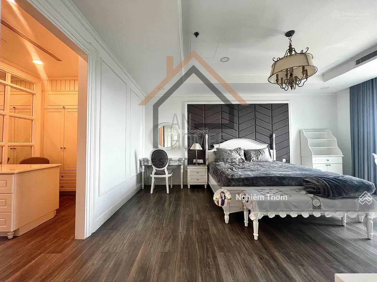 Căn hộ 3PN Vincom Đồng Khởi 165m² giá 65 triệu - Nội thất mới, vào ở ngay!