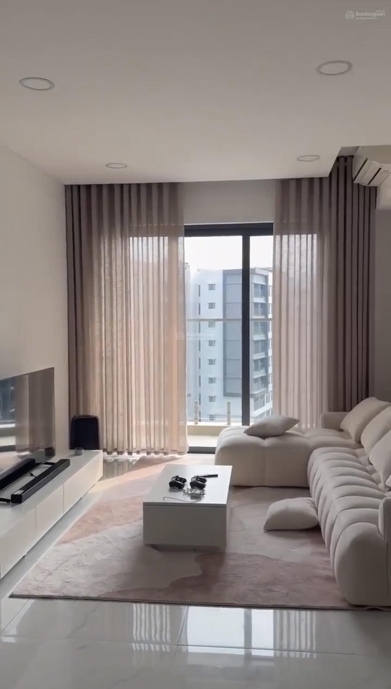 Căn hộ Diamond Brilliant Tân Phú 112m² giá 7.55 tỷ - Thiết kế thông minh, view hồ bơi