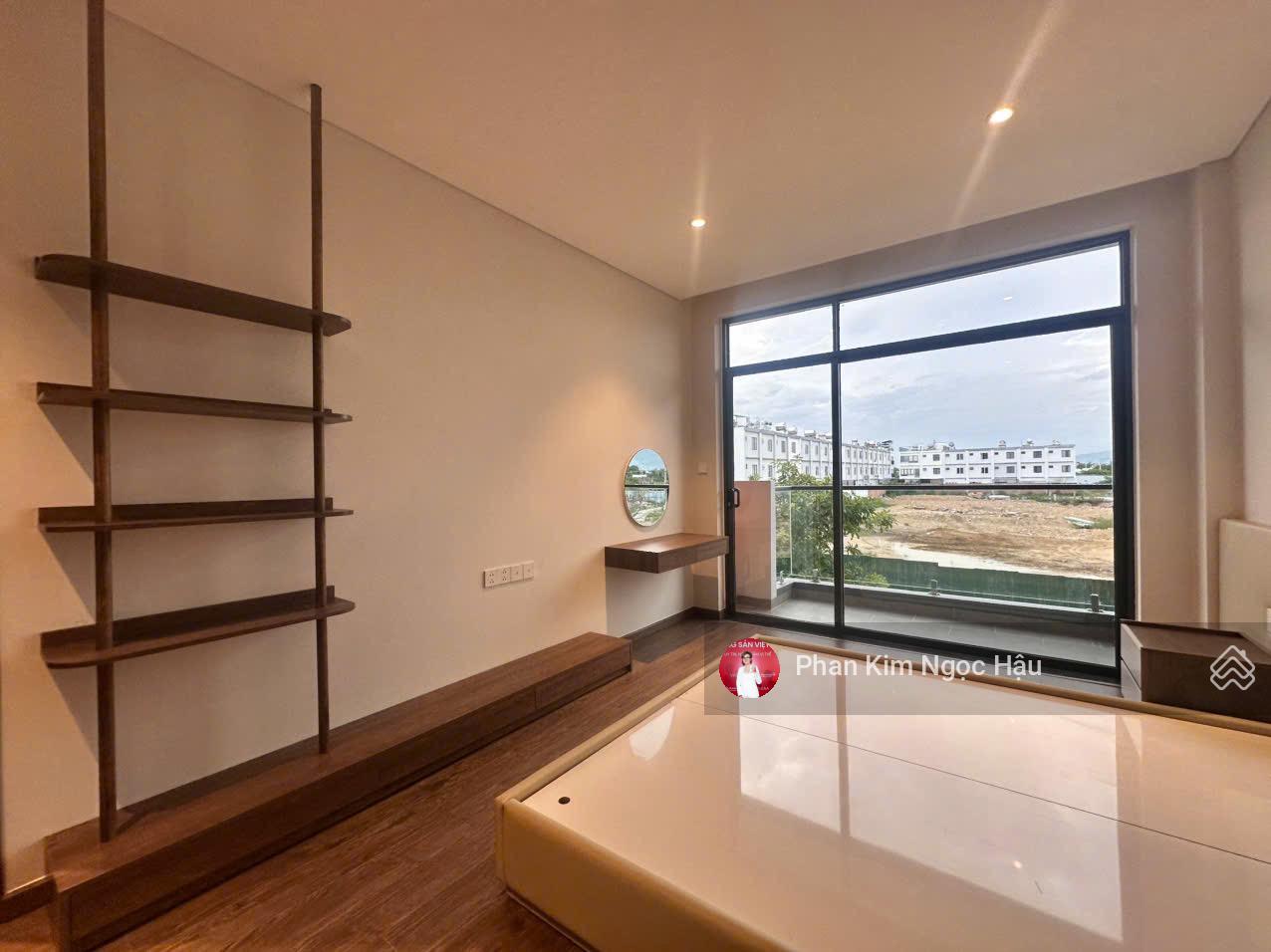 Townhouse KVG The Capella Nha Trang 100m² giá 7.8 tỷ - Nhà mới hoàn thiện, giá tốt đầu tư!