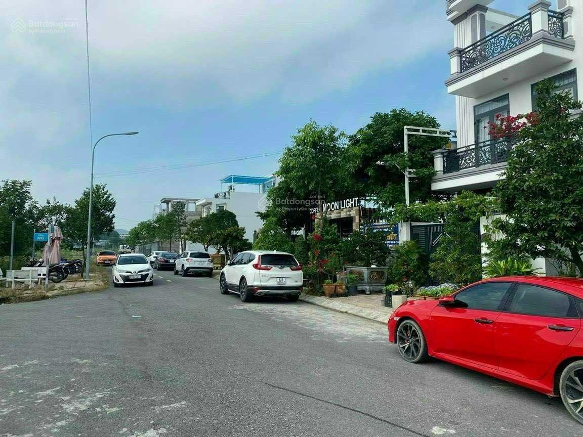 Đất nền chính chủ đường D6, Idico 2, 150m² giá 5.95 tỷ - Gần Aeon Mall Tân An!