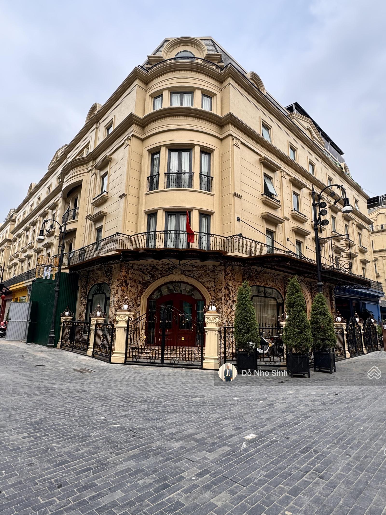 Liền kề Rue De Charme Nguyễn Xiển 127m² giá 45 tỷ - Lô góc mặt tiền 18m kinh doanh sầm uất!