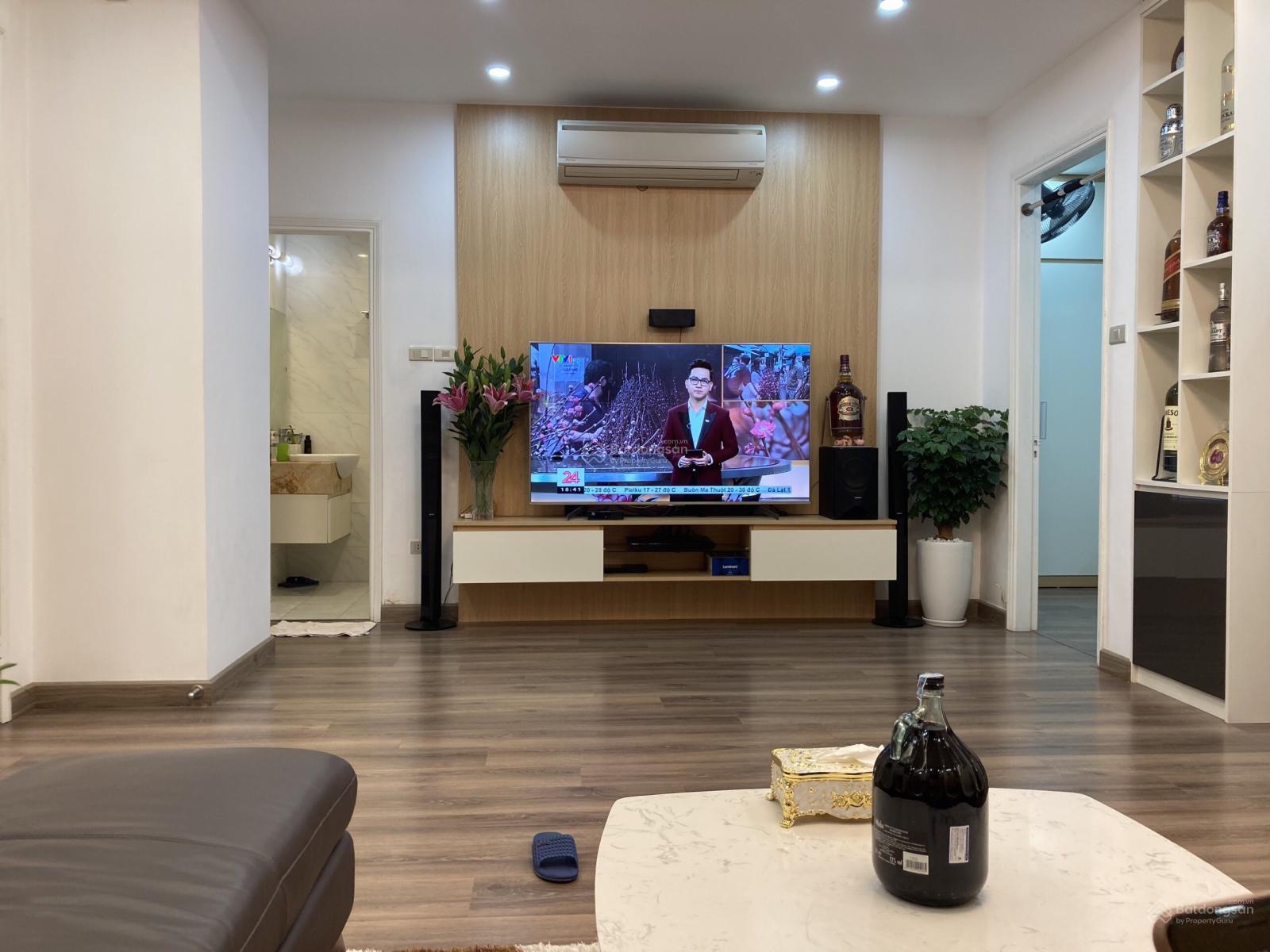 Căn hộ CT36 Xuân La quận Tây Hồ 75m² giá 5,7 tỷ - Sổ đỏ sẵn sàng!