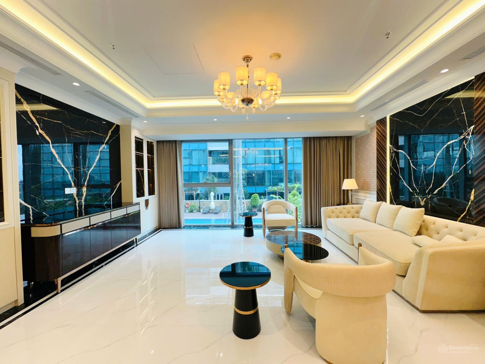 Căn hộ Vinhomes Đồng Khởi 190m² giá 46 tỷ - View hồ bơi đẹp mắt!