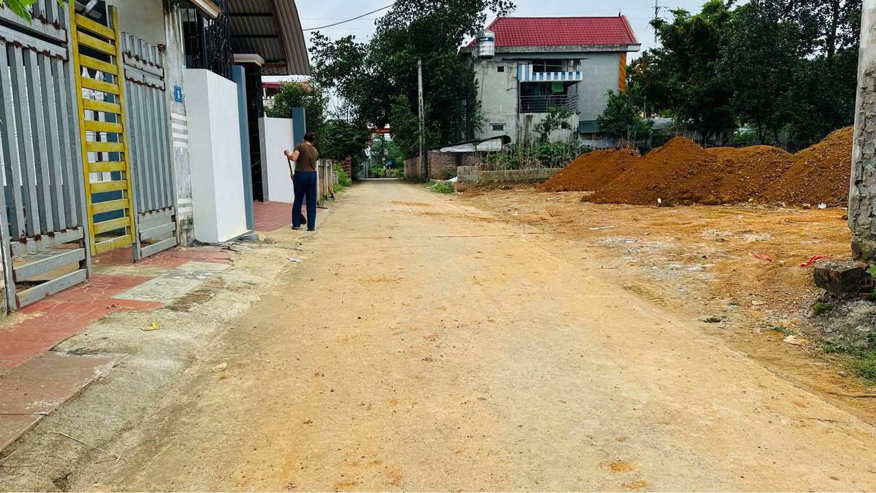 Đất nền Quốc Oai 700m² giá thỏa thuận - Đầu tư sinh lời ngay tại Thôn 3 Phú Cát!