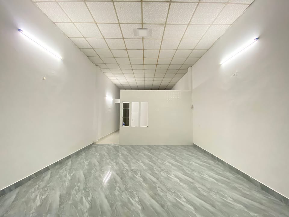 Cho thuê nhà mặt tiền Nguyễn Chích, Đà Nẵng 90m² - Kinh doanh và sinh sống lý tưởng!