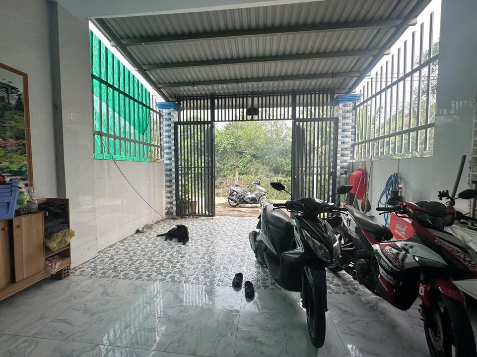 Nhà cấp 4 Cần Đước, Long An 145m² giá 1.5 tỷ - Nhà mới thích hợp ở hoặc cho thuê!