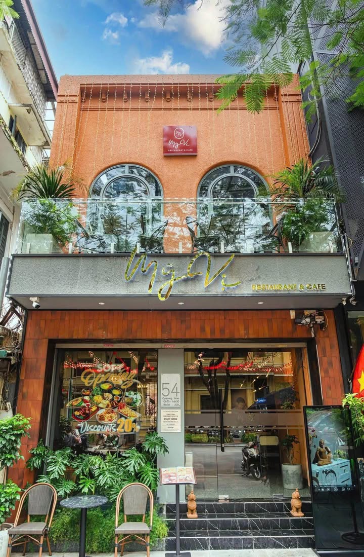 Cho thuê FrontHouse Nguyễn Trường Tộ Ba Đình 160m² giá 130 triệu - Không gian kinh doanh lý tưởng!