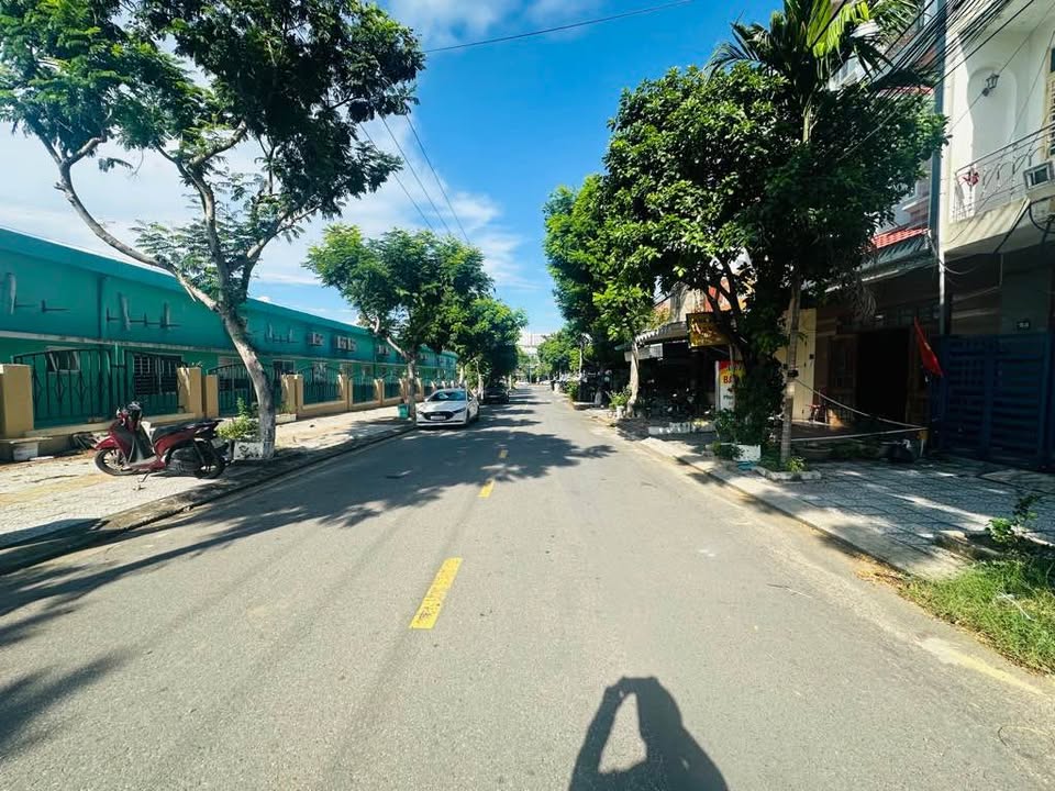 Đất nền Khu Nam Việt Á Đường Yersin 100m² giá 6 tỷ - Đầu tư sinh lời ngay!