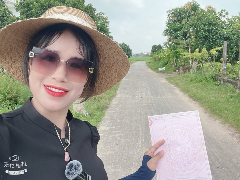 Đất nền mặt tiền 5m tại Đại Đồng 108m² giá 1 tỷ - Vị trí nghỉ dưỡng tuyệt vời!