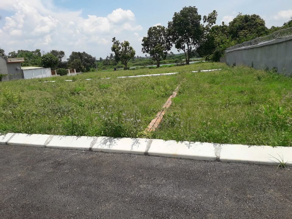 Đất nền xã Phú Cát, Quốc Oai, Hà Nội 100m² giá 3.6 tỷ - Sổ đỏ chính chủ giao dịch ngay!