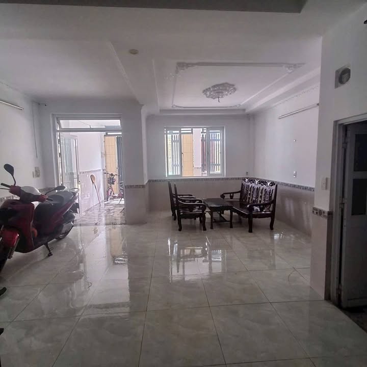 Nhà nguyên căn 1/ Nguyễn Thị Búp, Hiệp Thành, 60m² giá 7 triệu - Sẵn sàng vào ở!