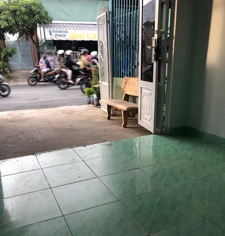 Nhà mặt tiền An Phú Tây, Cần Giuộc 1PN giá 4 triệu - Địa điểm thuận lợi cho kinh doanh!