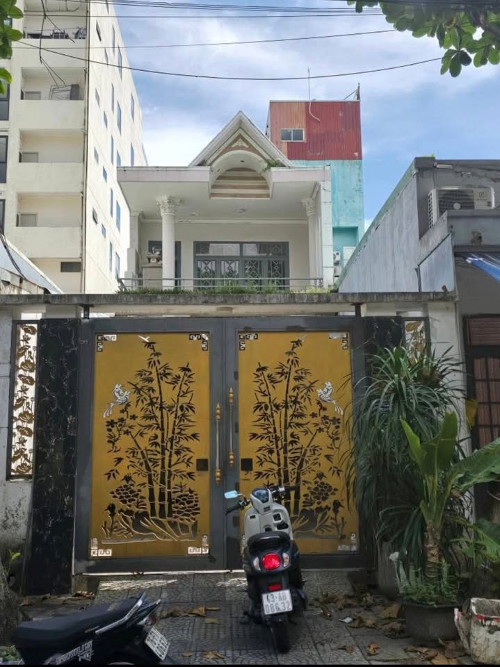 Nhà 2 tầng mặt tiền Huy Cận, Đà Nẵng 142,5m² giá 11 tỷ - Kinh doanh đắc địa!