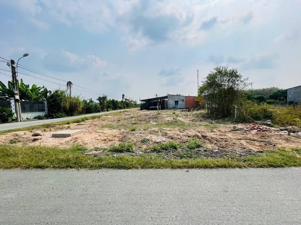 Đất thổ cư 126m² xã Thái Mỹ, Củ Chi - Giá 1.75 tỷ, góc 2 mặt tiền!