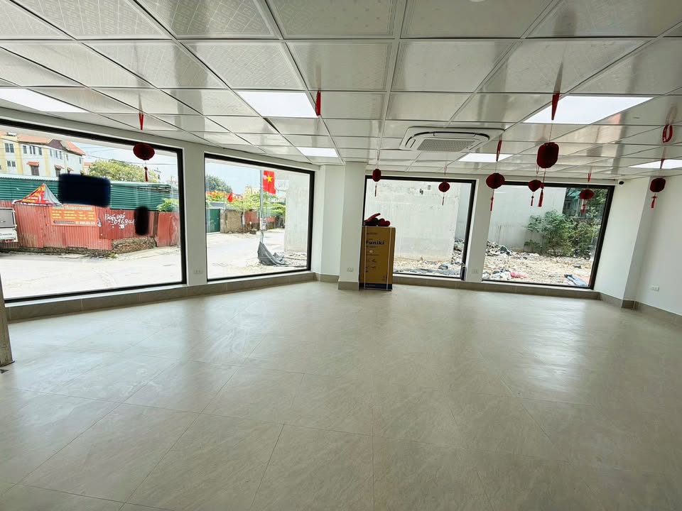 Văn phòng cho thuê Trịnh Văn Bô 60m² giá 7.5 triệu - Mặt bằng đẹp, vị trí đắc địa!