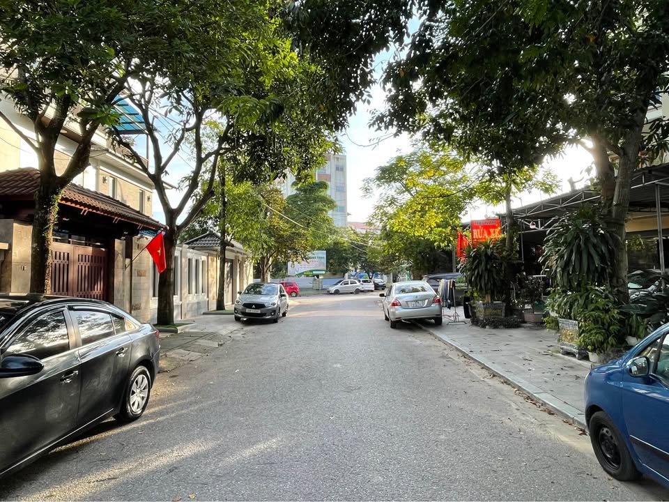 Lô đất phố Đầm Xanh Thái Nguyên 100m² giá 5 tỷ - Đầu tư sinh lời ngay!