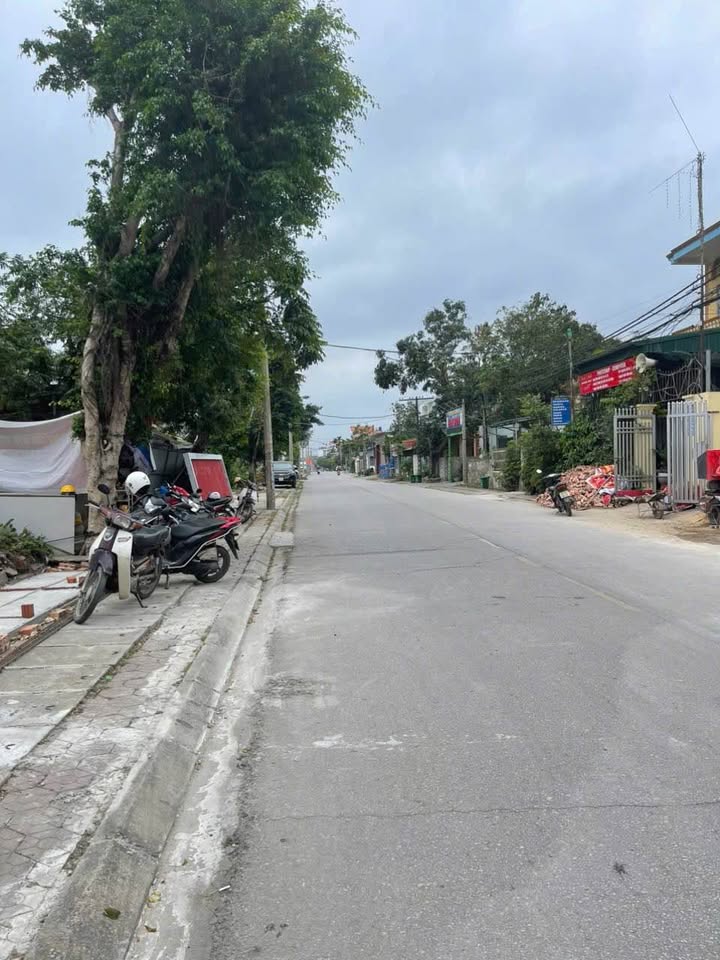 Nhà cấp 4 khu 7 Thanh Sơn 80m² giá chỉ 650 triệu - Cơ hội sở hữu nhà giá rẻ!