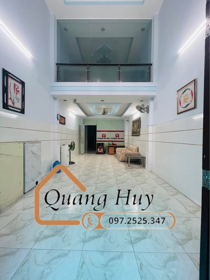 Nhà mặt tiền đường Nguyễn Tư Giản, Gò Vấp 92.4m² giá 18 triệu - Thuận tiện kinh doanh ngay!