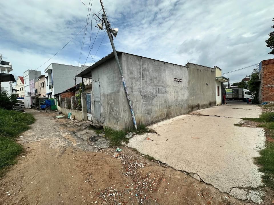 Đất thổ cư 122m² mặt tiền đường Tôn Đức Thắng, Phan Thiết - Giá chỉ 1.97 tỷ!