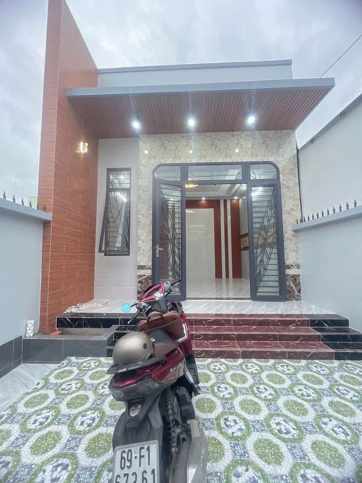 Nhà cho thuê hẻm 278 Tầm Vu, 100m² giá 6.5 triệu - Nội thất cơ bản, sẵn sàng vào ở!