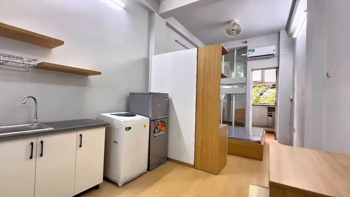 Studio ban công 354 Lê Văn Sỹ, Q3 - Full nội thất, ở ngay!