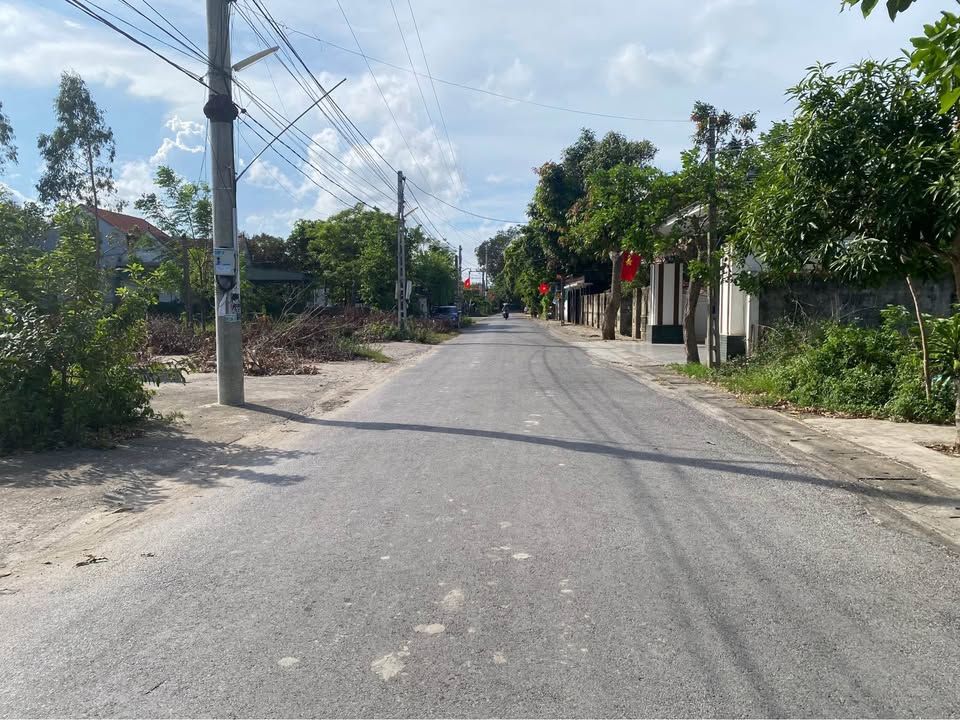 Đất mặt đường Sư Vạn Hạnh, TP Vinh 216m² giá 4 tỷ - Cơ hội đầu tư tuyệt vời!