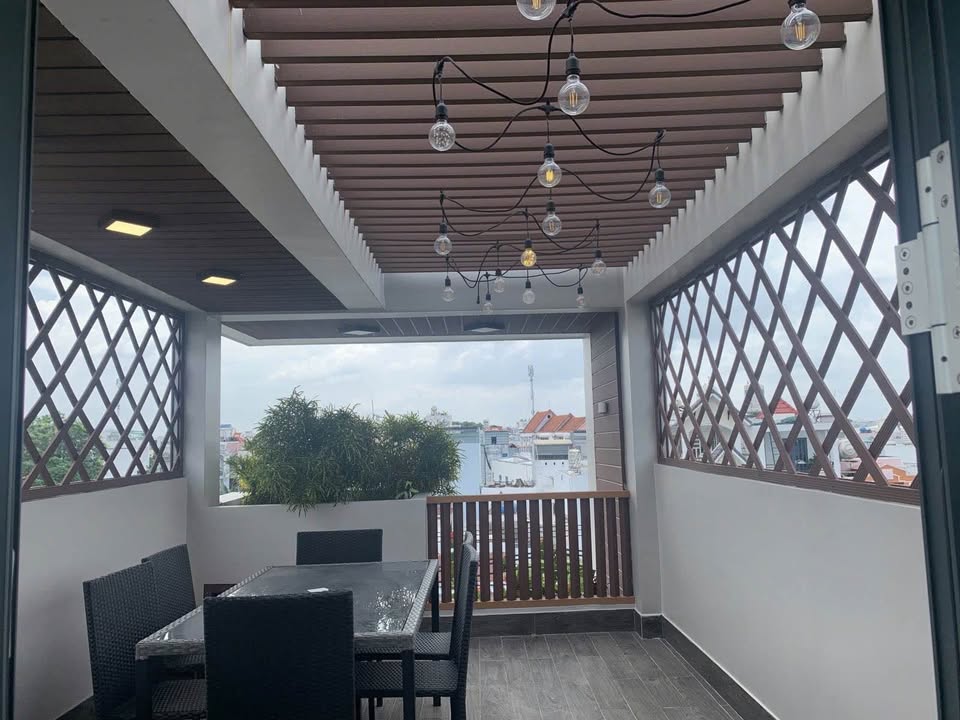 Bán nhà mặt tiền Huỳnh Tấn Phát 340m² giá 30 tỷ - Đầu tư sinh lời cho doanh nghiệp!