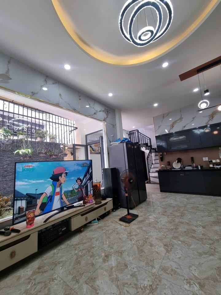 Nhà 2 Tầng Ngô Quyền, Sơn Trà 51m² giá 3.85 tỷ - Full nội thất, chỉ việc vào ở!