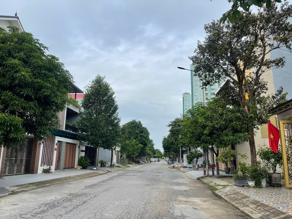 Đất đẹp Khu Danatol Vinh 140m² giá 4.2 tỷ - Vị trí vàng gần chợ Vinh!