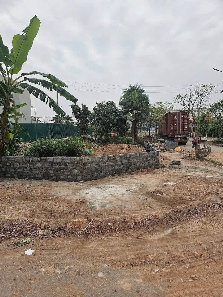 Đất nền Trần Lãm, Thái Bình 93.8m² giá 2 tỷ - Lô góc thoáng đẹp!