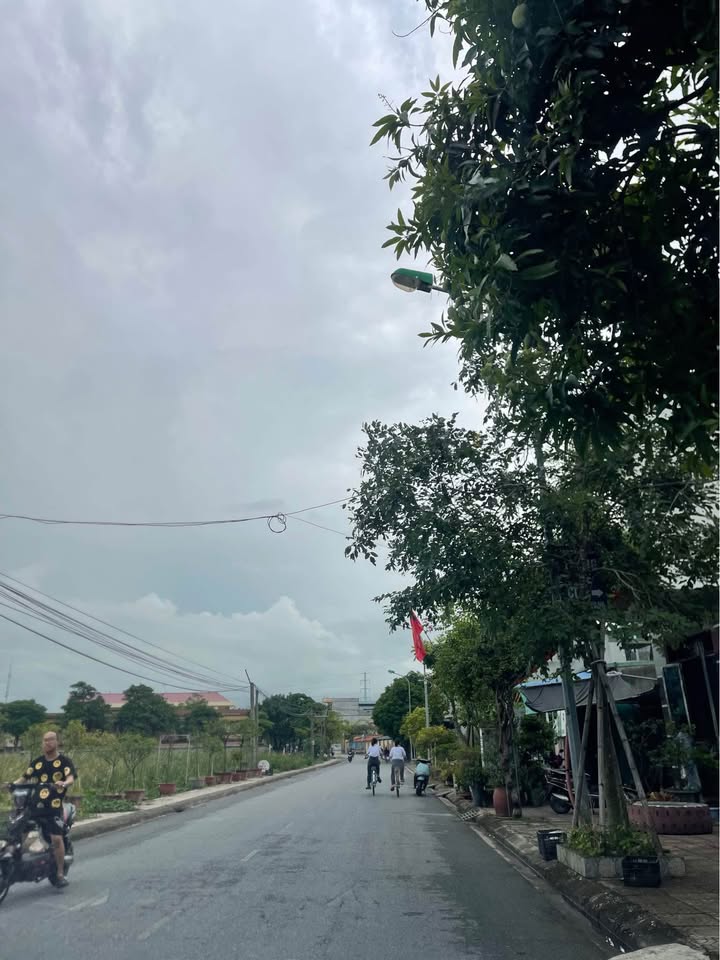 Đất TĐC Phú Xuân 75,6m² giá 3 tỷ - Vị trí kinh doanh đắc địa!