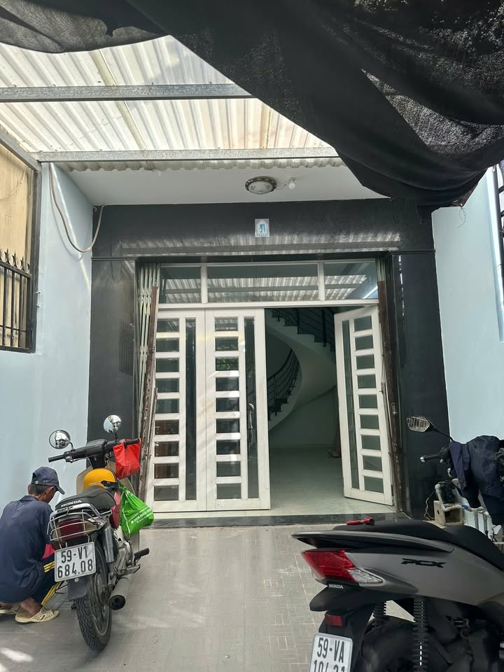 Nhà cho thuê mặt tiền hẻm Thạnh Xuân 64m² giá 7 triệu - Không thể bỏ lỡ!