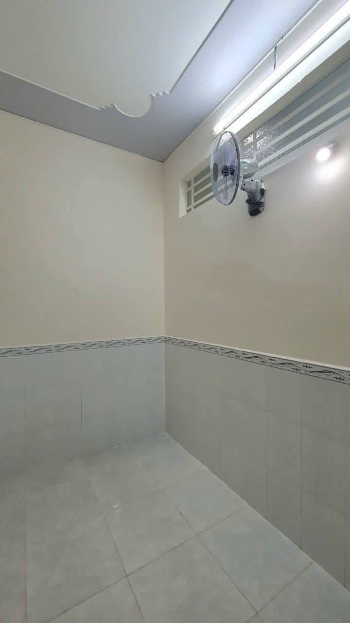 Nhà trệt hoàn công đường số 5, KDC Thới Nhựt 2, giá 4.1 tỷ - Sẵn sàng ở ngay!