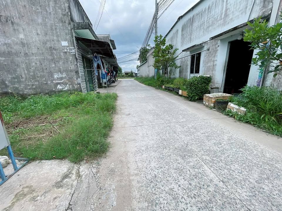 Đất thổ cư 307m² tại thị trấn Đức Hòa, Long An - Giá 2.5 tỷ, thương lượng!