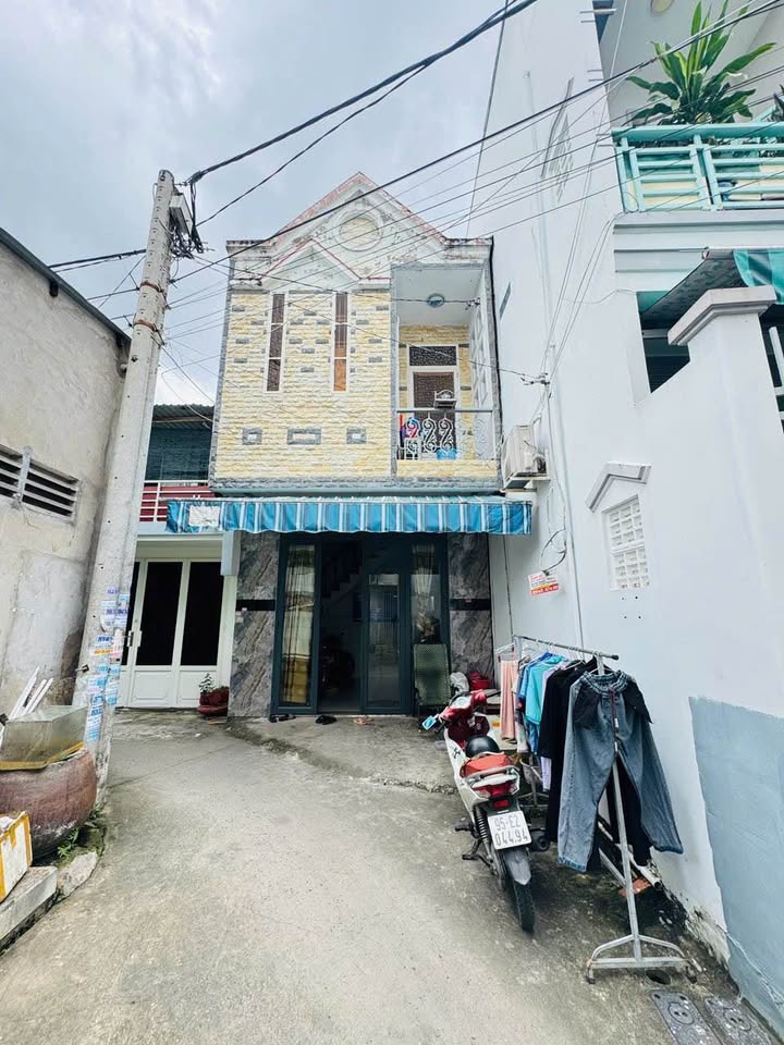 Nhà phố 2 tầng tại 304/20C Tầm Vu, Hưng Lợi, Cần Thơ - Sẵn sàng vào ở chỉ với 2.39 tỷ!