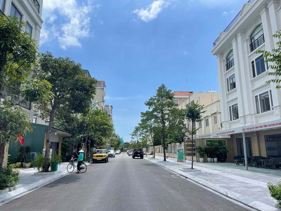 Đất TĐC Hồng Hải, Hạ Long 60m² giá 10 tỷ - Khu vực phát triển sôi động!