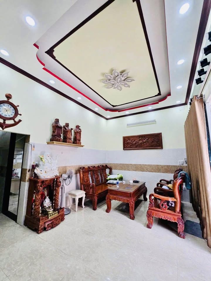 Nhà cho thuê mặt tiền Kênh 26/3, Bình Tân 84m² giá chỉ 12 triệu/tháng - Kinh doanh tốt!