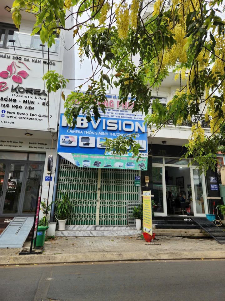 Bán nhà mặt tiền Lê Thị Chợ, Phú Thuận, Quận 7 - Sổ hồng chính chủ, giá chỉ 10.7 tỷ!