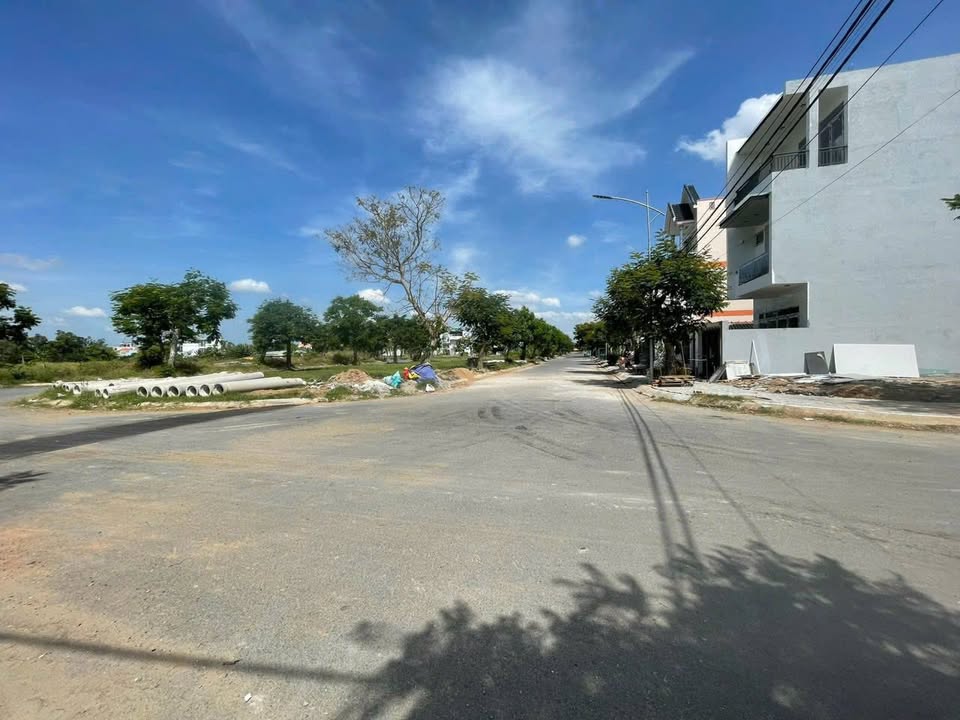 Đất thổ cư mặt tiền đường 830, xã Tân Tập, 100m² giá 1.95 tỷ - Bán gấp chính chủ!
