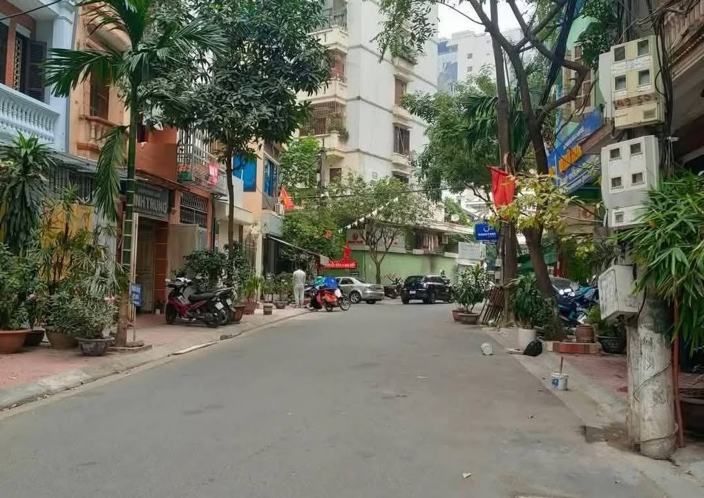 Đất phân lô Phạm Tuấn Tài, Cầu Giấy 55m² hơn 20 tỷ - Kinh doanh đắc địa!