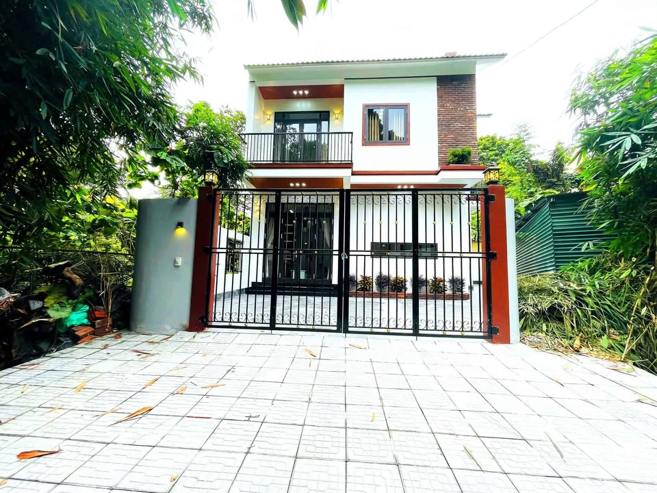 Nhà 2 tầng mặt tiền kiệt ô tô Lê Ngô Cát – TP Huế 97m² giá 3 tỷ - Không gian sống lý tưởng cho gia đình!