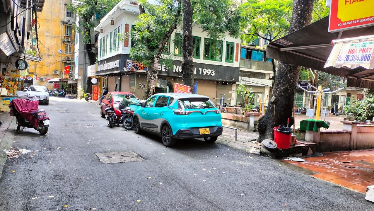 Cho thuê mặt bằng Phạm Ngọc Thạch, Kim Liên 80m² - Kinh doanh sầm uất ngay hôm nay!