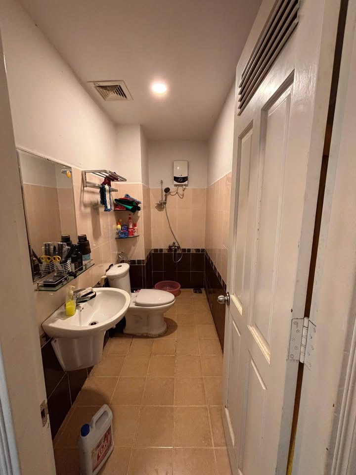 Căn hộ chung cư Khánh Hội 2 Quận 4 75m² giá 5.3 tỷ - Sẵn sàng vào ở ngay!