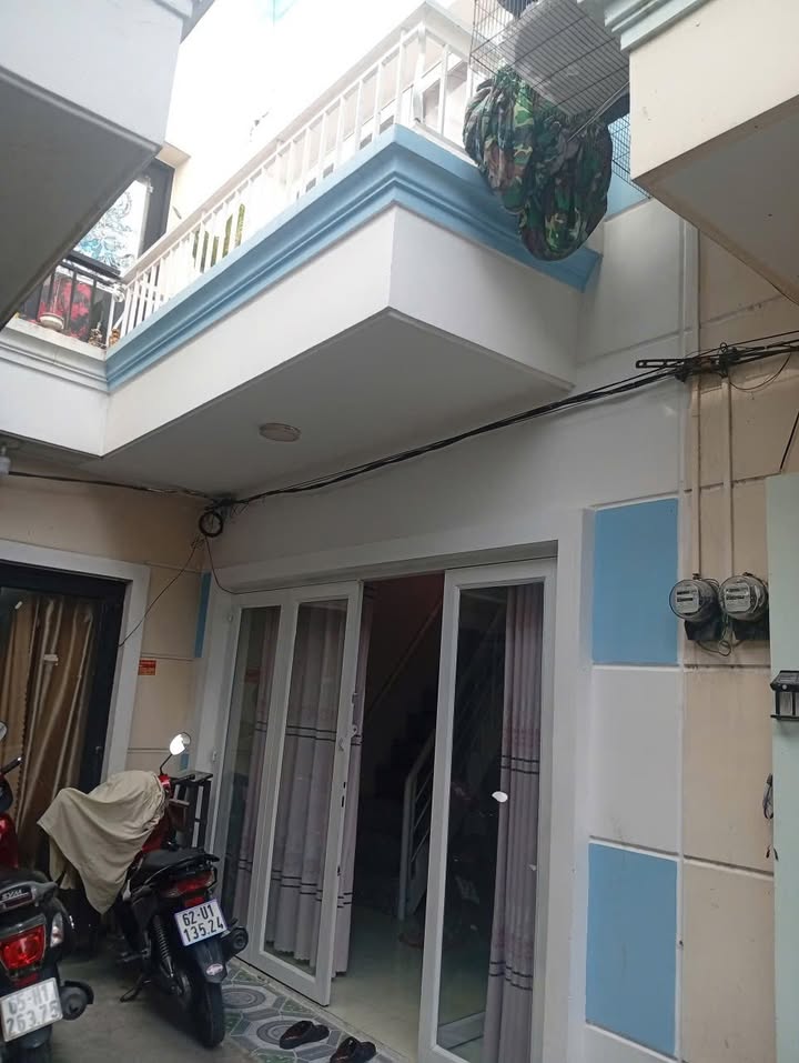 Nhà 1 trệt 1 lầu tại Mỹ Hạnh Nam 40m² giá chỉ 590 triệu - Cơ hội không thể bỏ lỡ!